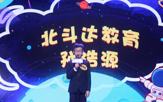 情景短剧小弟是谁演的，情景短剧小弟是谁演的啊