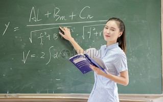 老师与学生搞笑短剧剧本，老师与学生搞笑短剧剧本大全
