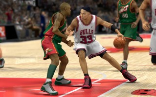 nba2k14怎么扣碎篮板，nba2k14怎么扣篮？