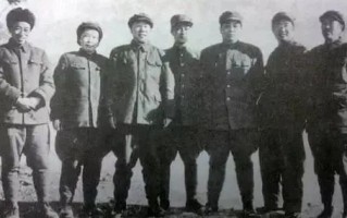 杨根思故事短剧本，杨根思 故事